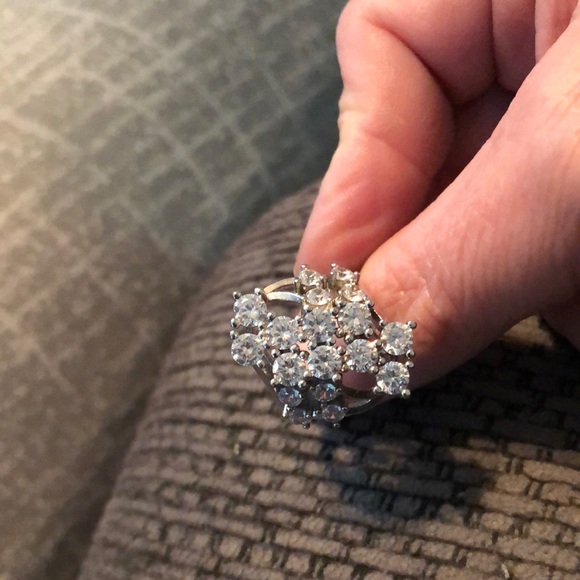 Jewelry - 🏵Stainless steel and cubic zirconia ring size 8.5